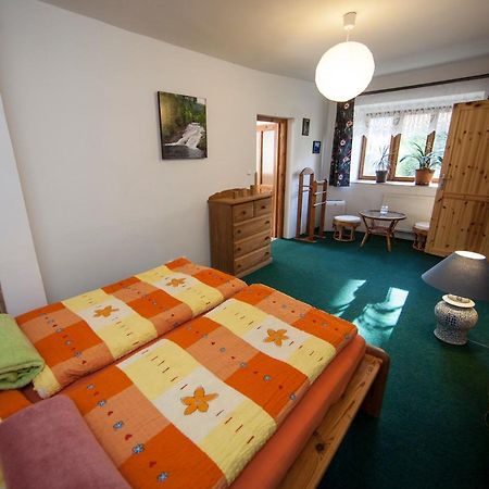 Vegzion - Vegan B&B Свобода-Над-Упоу Экстерьер фото