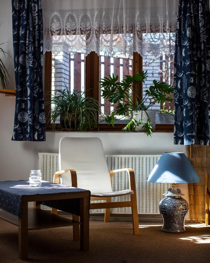Vegzion - Vegan B&B Свобода-Над-Упоу Экстерьер фото