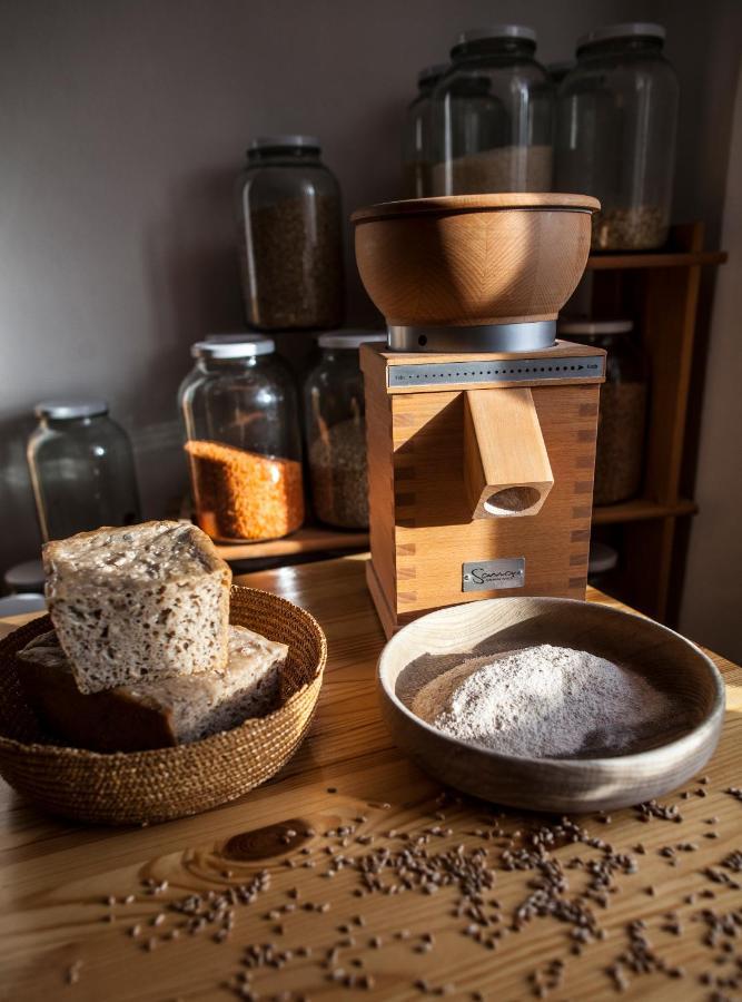 Vegzion - Vegan B&B Свобода-Над-Упоу Экстерьер фото